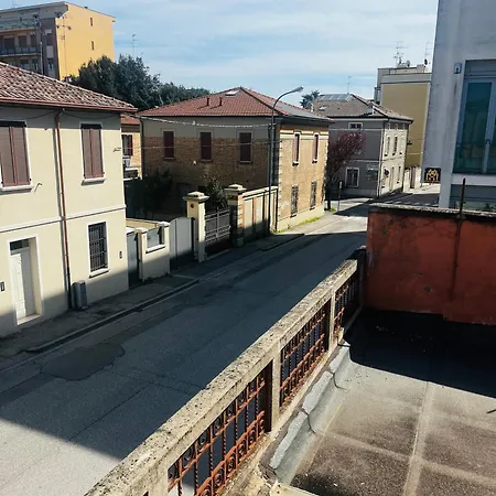 アパート Santa Sofia House